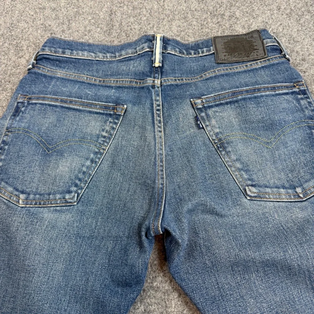 Levis levi 502